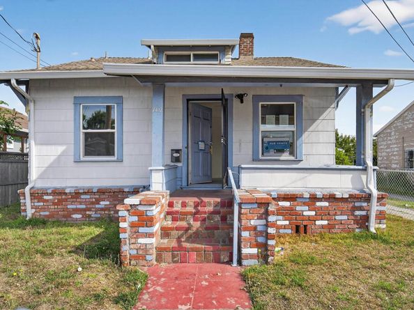 7412 Weld St, Oakland CA 94621