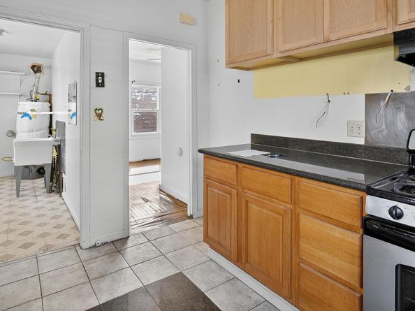 7412 Weld St, Oakland CA 94621