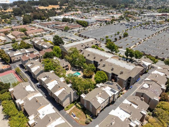 2121 Vale Rd 322, San Pablo CA 94806