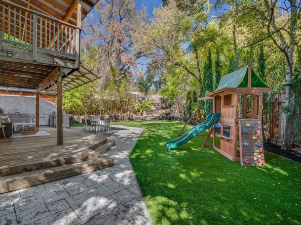 3 Dale Ct, Lafayette CA 94595