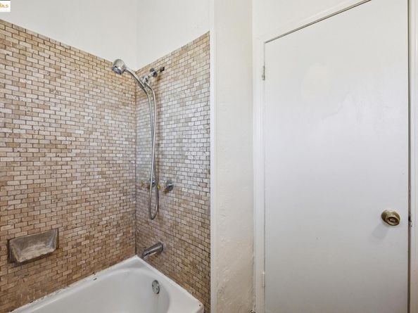 1454 Monterey St, Richmond CA 94804