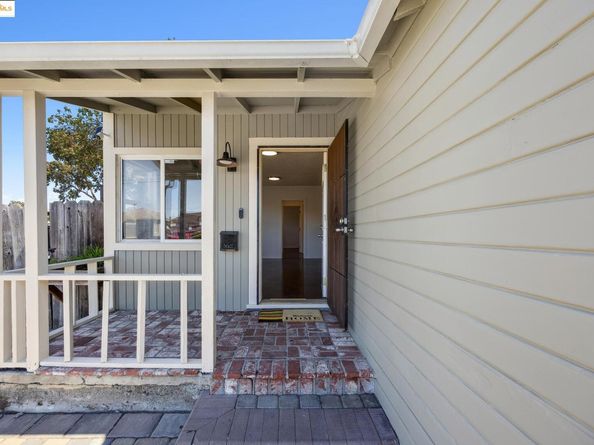 1454 Monterey St, Richmond CA 94804