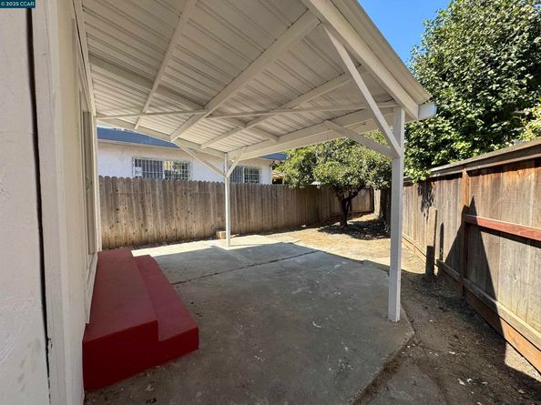 2719 Bush Ave, Richmond CA 94806