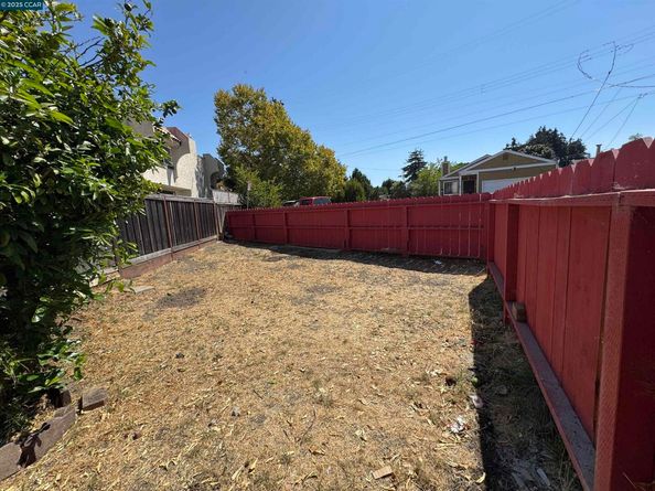 2719 Bush Ave, Richmond CA 94806