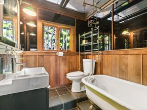 4430 Webster St, Oakland CA 94609
