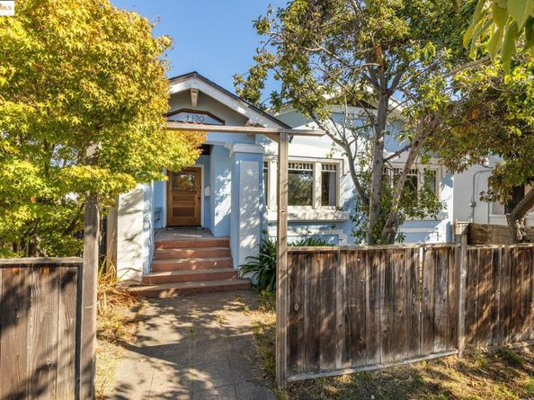 4430 Webster St, Oakland CA 94609