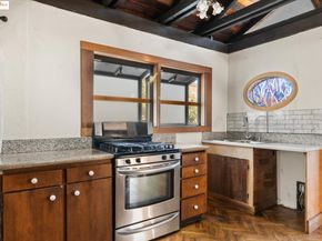 4430 Webster St, Oakland CA 94609