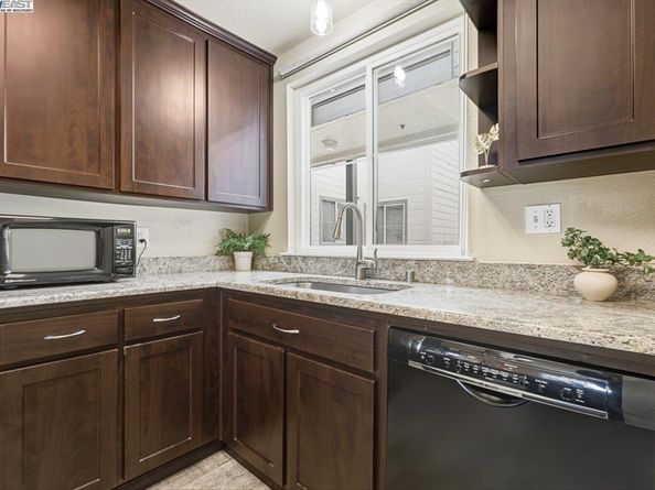 929 E El Camino Real 320E, Sunnyvale CA 94087