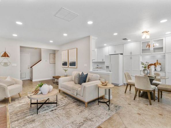215 Mavis Dr, Pleasanton CA 94566