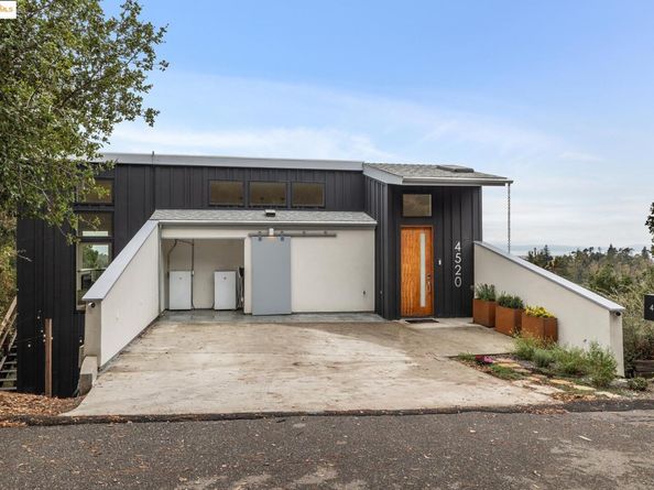 4520 Saint Andrews Road, Oakland CA 94605