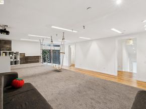 4520 Saint Andrews Road, Oakland CA 94605