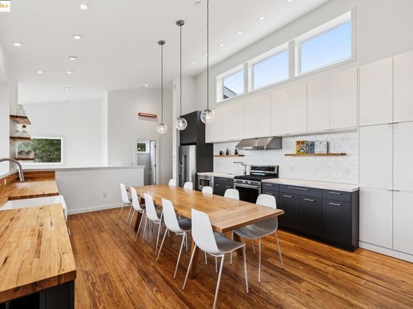 4520 Saint Andrews Road, Oakland CA 94605