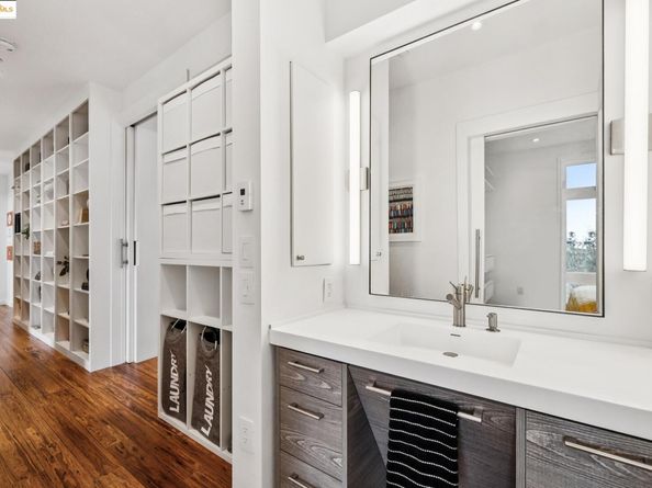 4520 Saint Andrews Road, Oakland CA 94605