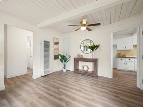 22939 Santa Clara St, Hayward CA 94541