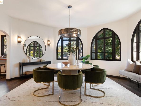 953 Grosvenor Pl, Oakland CA 94610