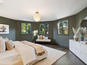 953 Grosvenor Pl, Oakland CA 94610