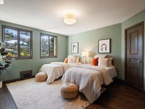953 Grosvenor Pl, Oakland CA 94610