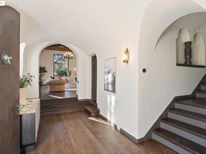 953 Grosvenor Pl, Oakland CA 94610