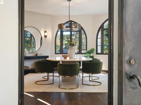 953 Grosvenor Pl, Oakland CA 94610
