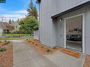 322 Rock Creek Way