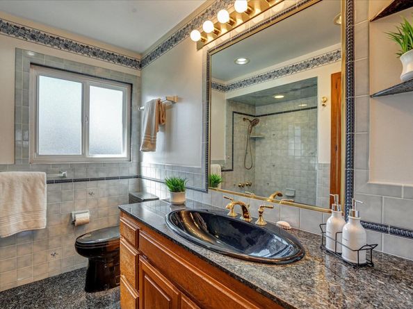 1259 Eastshore Dr, Alameda CA 94501