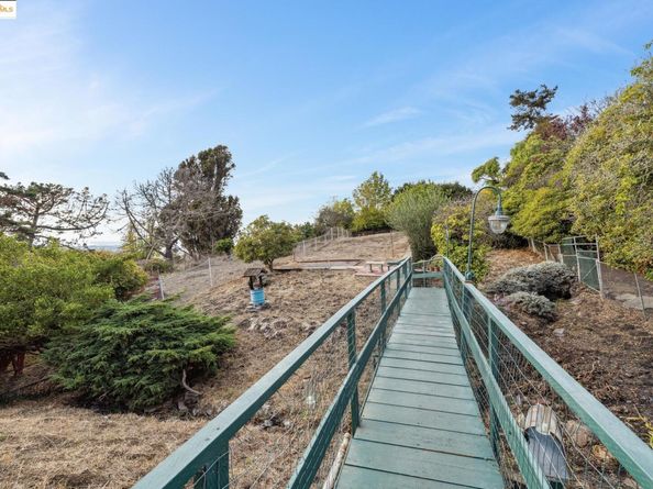 7553 Stockton Ave., El Cerrito CA 94530