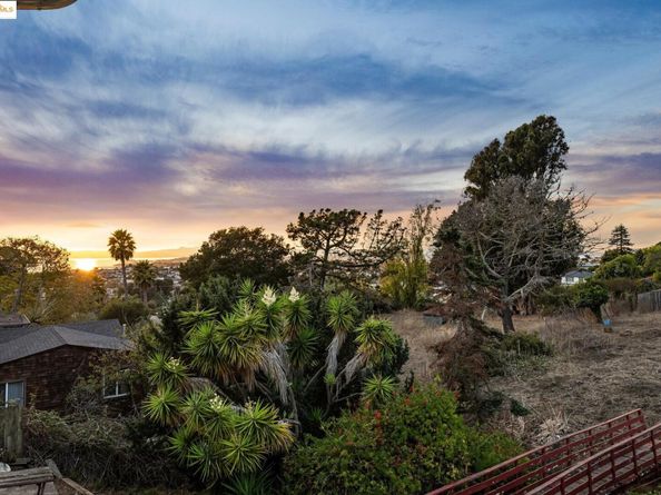 7553 Stockton Ave., El Cerrito CA 94530