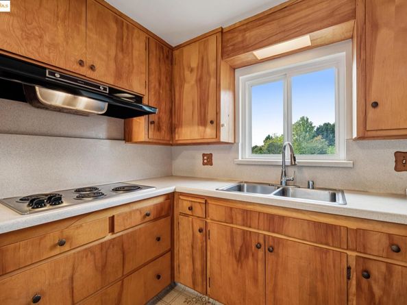 7553 Stockton Ave., El Cerrito CA 94530