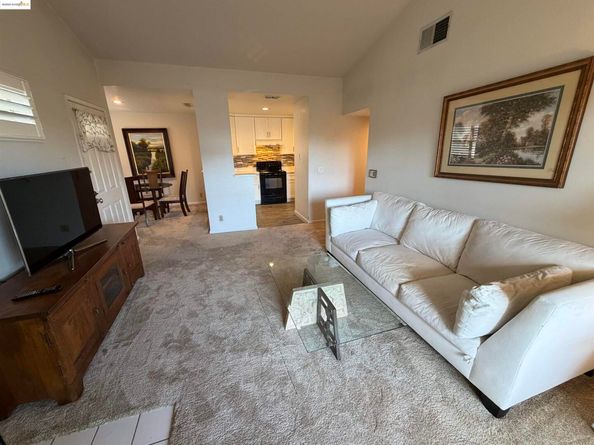 7148 Dublin Meadows St E, Dublin CA 94568