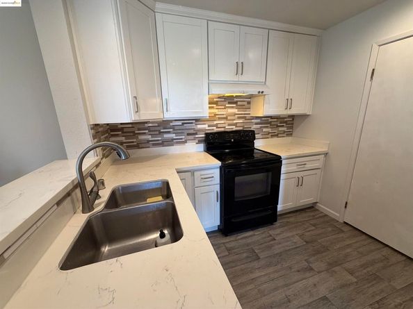 7148 Dublin Meadows St E, Dublin CA 94568