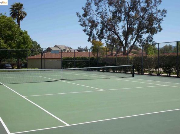 7148 Dublin Meadows St E, Dublin CA 94568