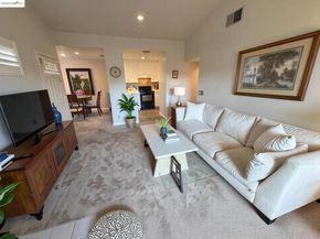 7148 Dublin Meadows St E, Dublin CA 94568