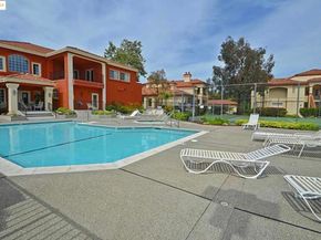 7148 Dublin Meadows St E, Dublin CA 94568