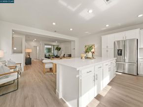 850 Heaven Ct, Hayward CA 94544