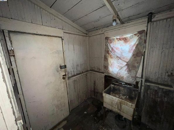 2134 E 23rd, Oakland CA 94606