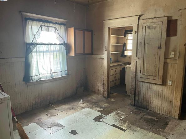 2134 E 23rd, Oakland CA 94606