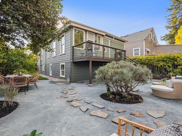 2151 Alameda Avenue, Alameda CA 94501