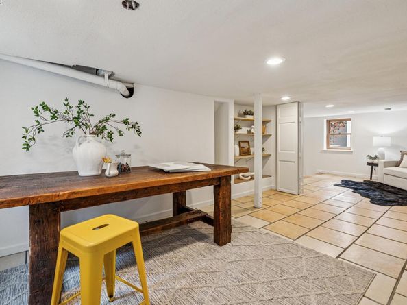 2151 Alameda Avenue, Alameda CA 94501