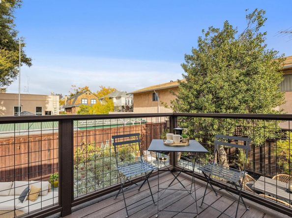 2151 Alameda Avenue, Alameda CA 94501