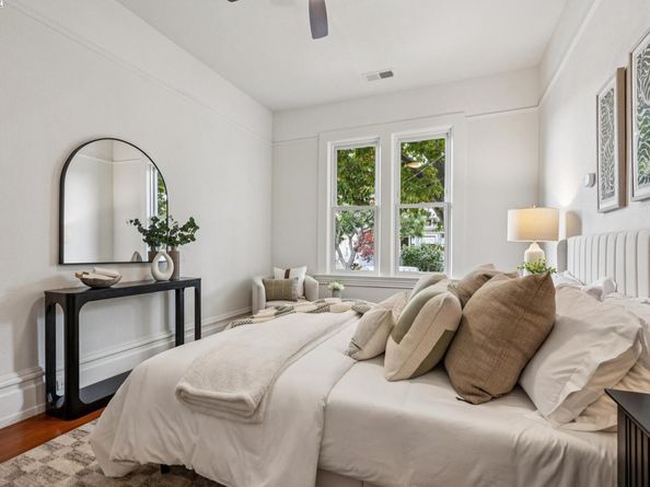 2151 Alameda Avenue, Alameda CA 94501