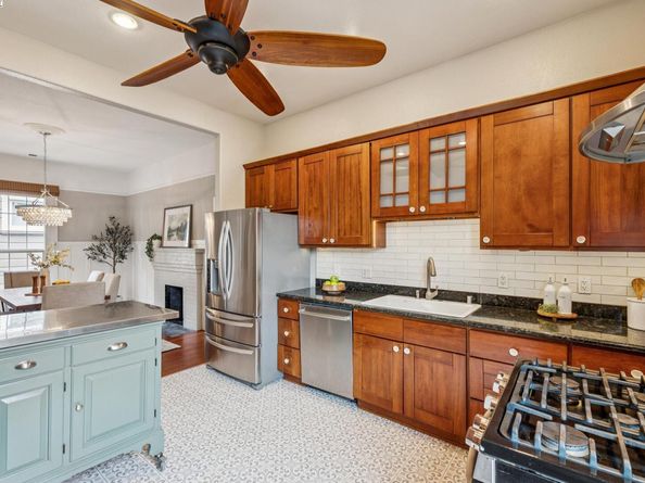 2151 Alameda Avenue, Alameda CA 94501