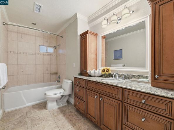 41882 Gifford St, Fremont CA 94538