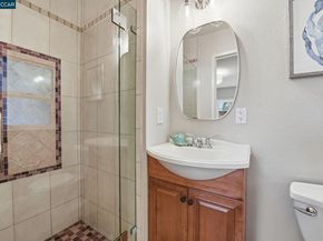 41882 Gifford St, Fremont CA 94538