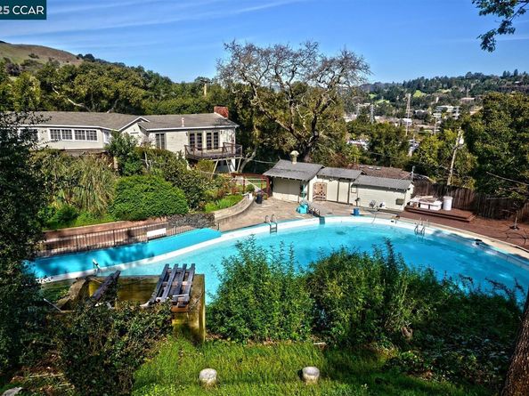 50 Brookwood Rd, Orinda CA 94563