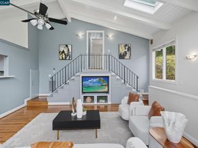 50 Brookwood Rd, Orinda CA 94563
