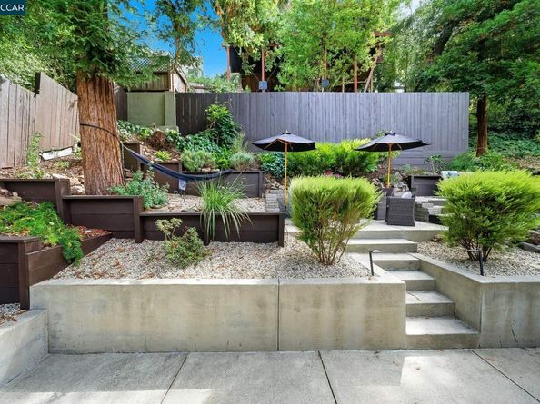 50 Brookwood Rd, Orinda CA 94563
