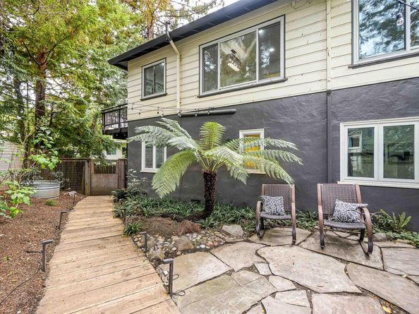 2420 Hillside Ave, Berkeley CA 94704