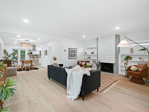 2420 Hillside Ave, Berkeley CA 94704