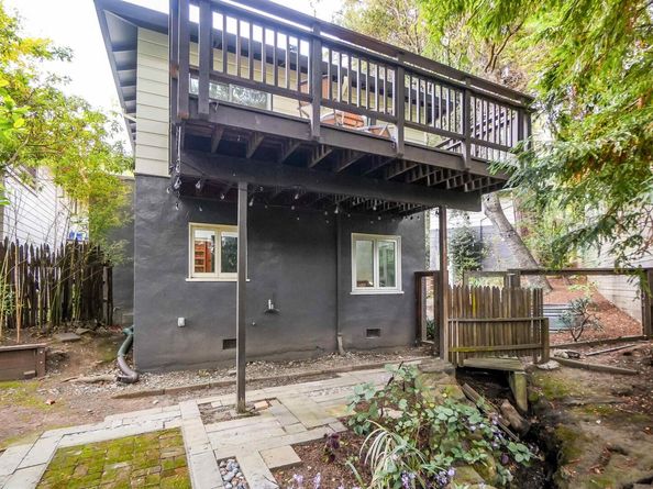 2420 Hillside Ave, Berkeley CA 94704