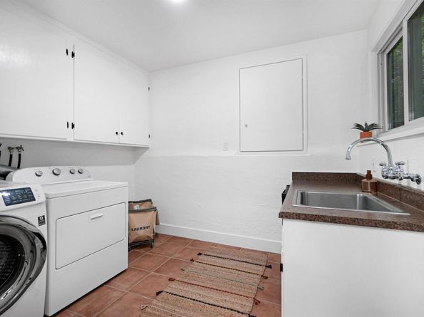 2420 Hillside Ave, Berkeley CA 94704
